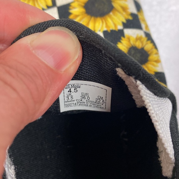 Vans Asher Sunflower Slip On Sneakers Size US Missy 4.5 - Picture 8 of 9